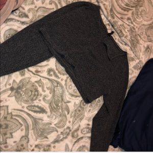 very cute loose crop top v neck off the shoulder